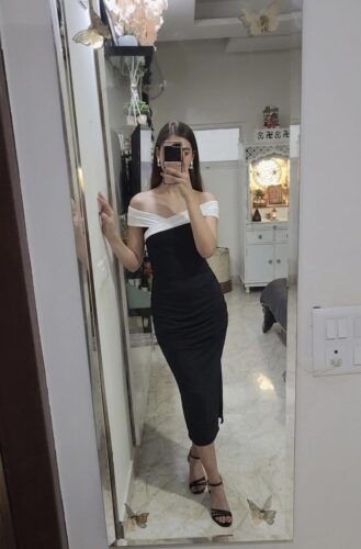 Monochrome Off-Shoulder Midi photo review